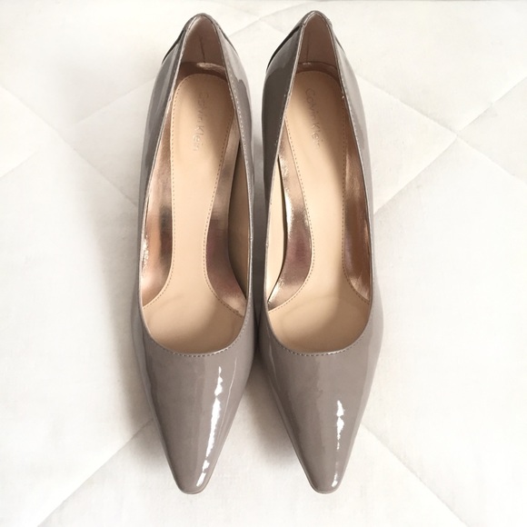 taupe patent leather pumps